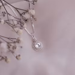 ”Månskir” White Sapphire Silver Necklace