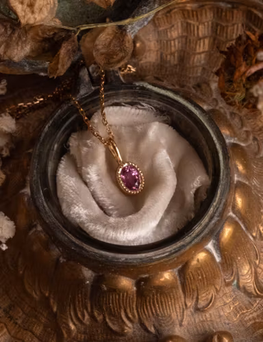 Dusty Rose Pendant 18k Gold