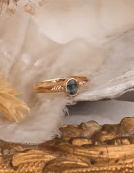 Enchanted Leaf Ring 18k Gold