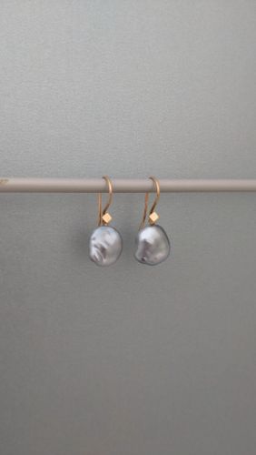 Tetra Tahiti Keshi Pearls