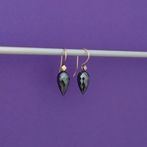 Tetra Hematite Points
