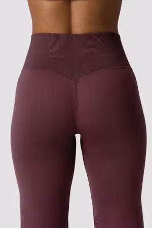 Define Seamless Raka Byxor Röda