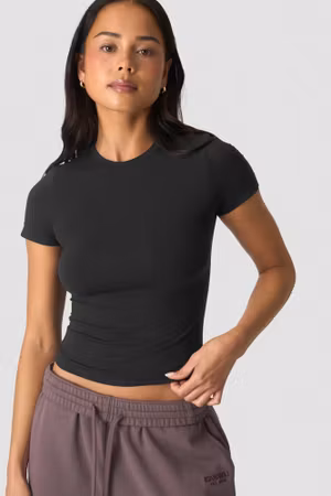 Essence Seamless T-shirt Svart