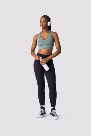 Ribbad Define Seamless Cropped V-ringad Linne i Racing Grönt