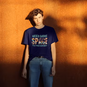 T-skjorte "Need more space"