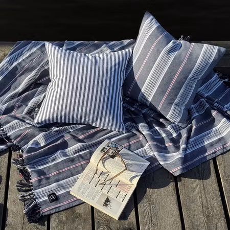 Kuddfodral Elsa Marinblå/Ljusgrå 45x45 cm