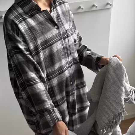 Pyjamasset Arjeplog Svart/Grå/Vit – Flanellpyjamas i ekologisk bomull