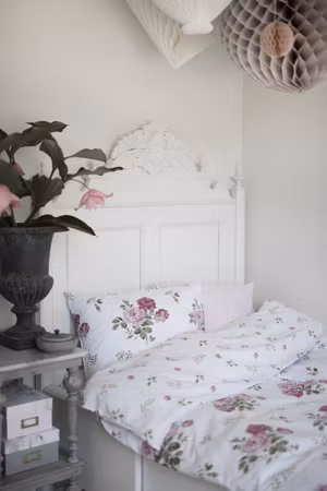 New Dawn Blommor Rosa Bäddset Enkeltäcke 150x210 Borganäs of Sweden