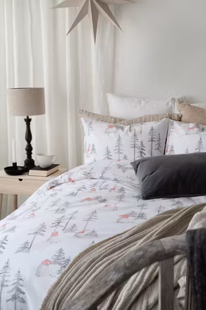 Bäddset Skogstomte Vit/Grå 150x210 cm Enkeltäcke Borganäs of Sweden
