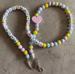 Halsbandskedja, ljusrosa hjärta, pastell