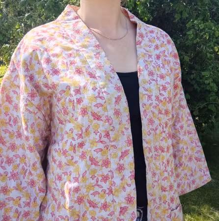 Quiltad jacka "Små blommor"