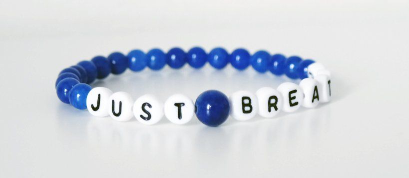 Just Breathe - Kornblå