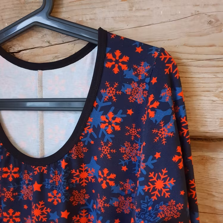 VINTERKLÄNNING SNÖFLINGA storlek S & M