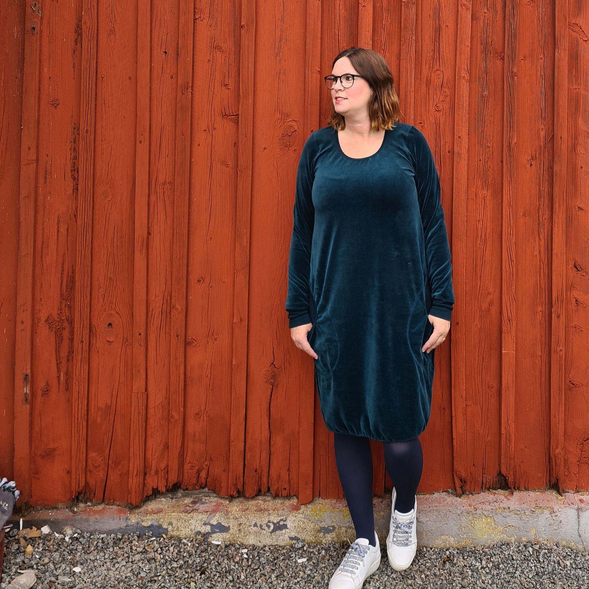 VELOURKLÄNNING - JADEGRÖN