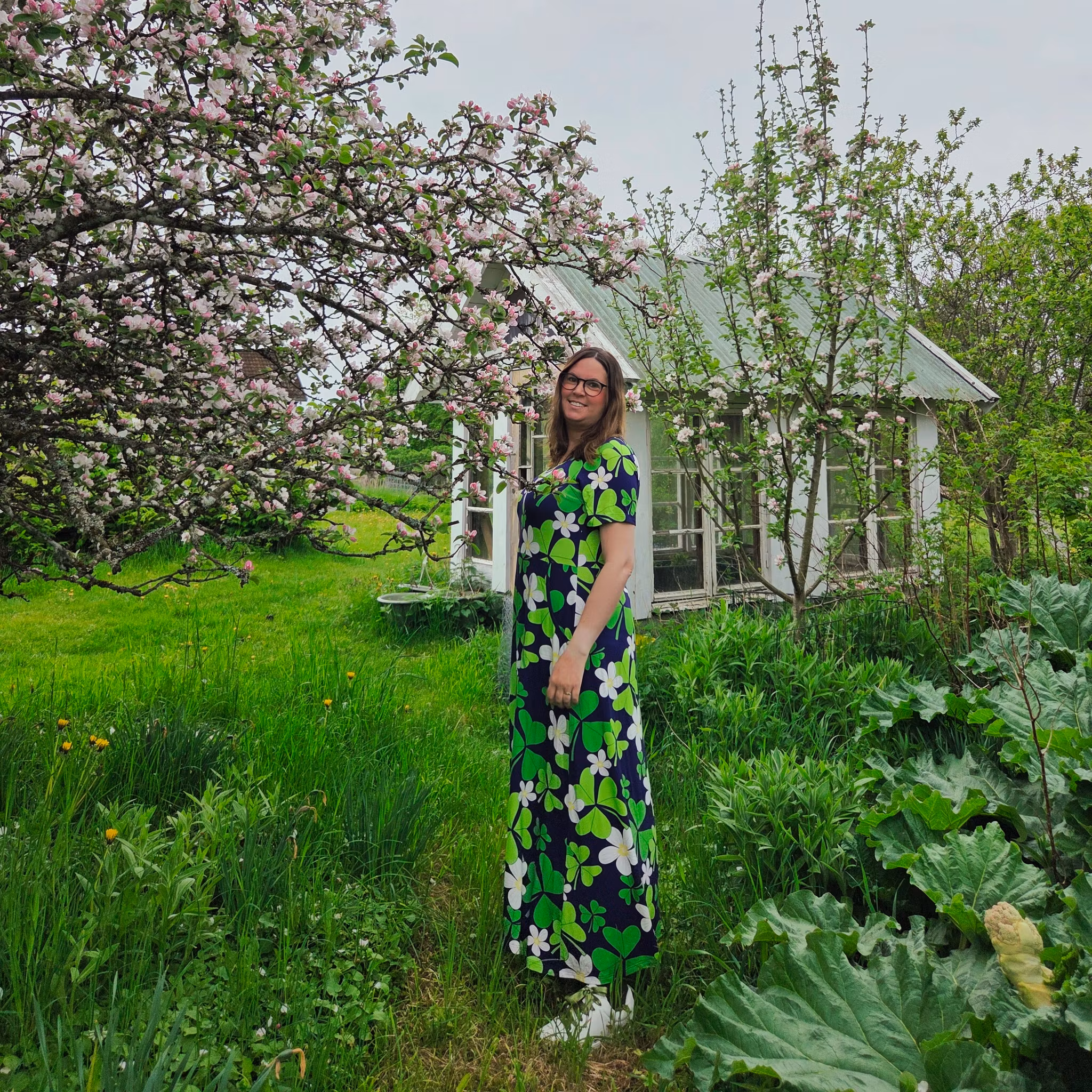 Långklänning - Blommande Harsyra
