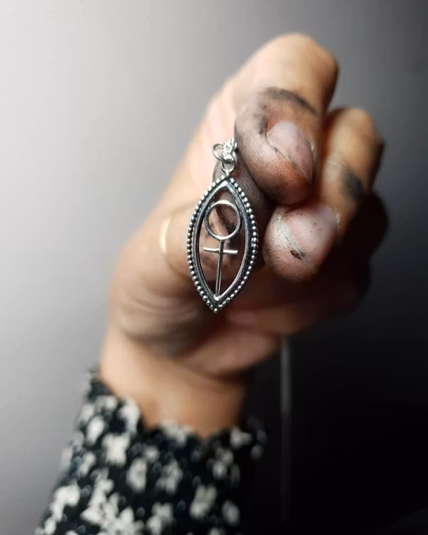 HOLY VAGINA