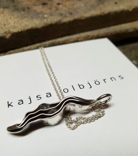 STORMY VENUS NECKLACE