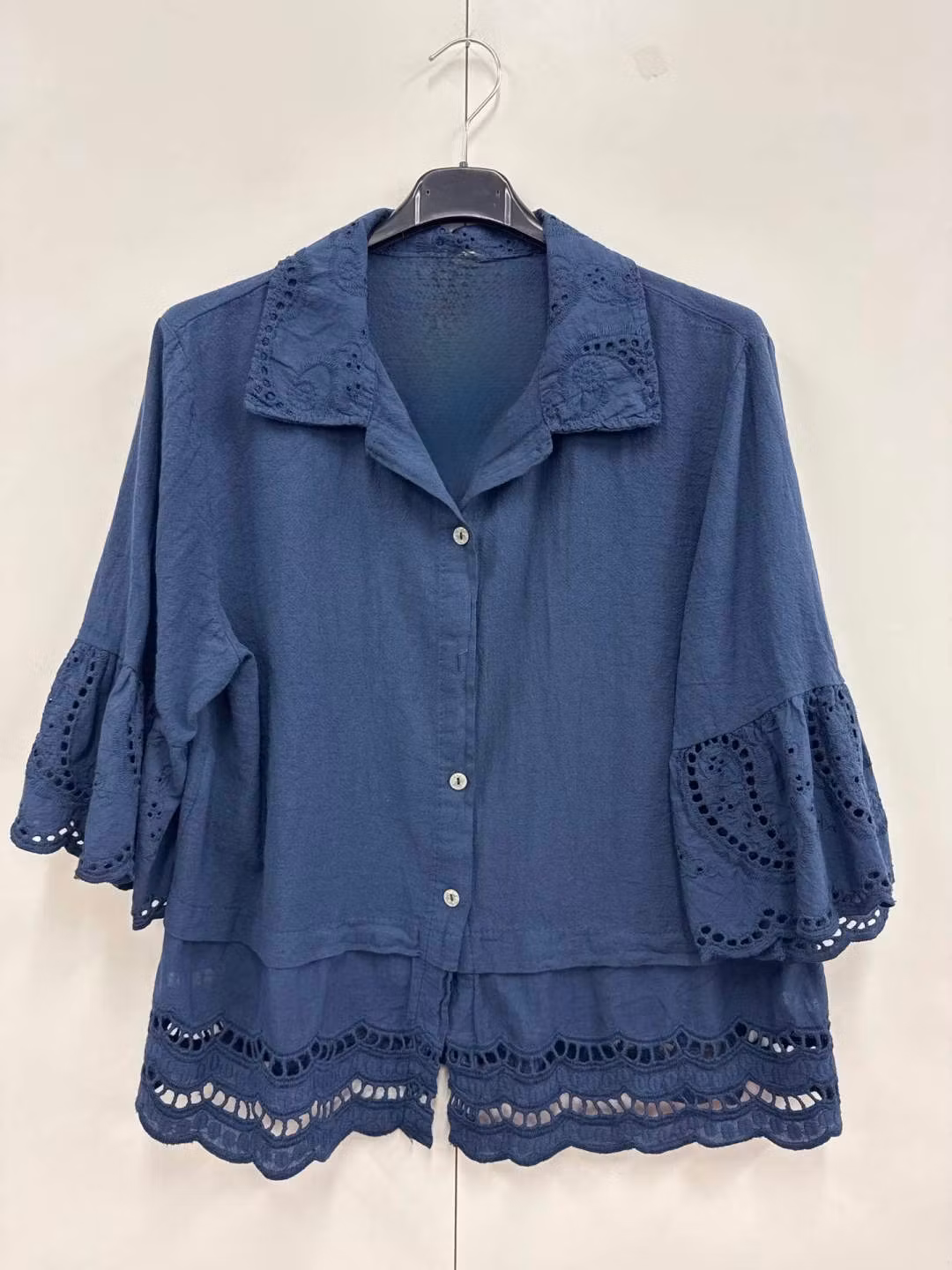 Blus - Magnolia - Marinblå