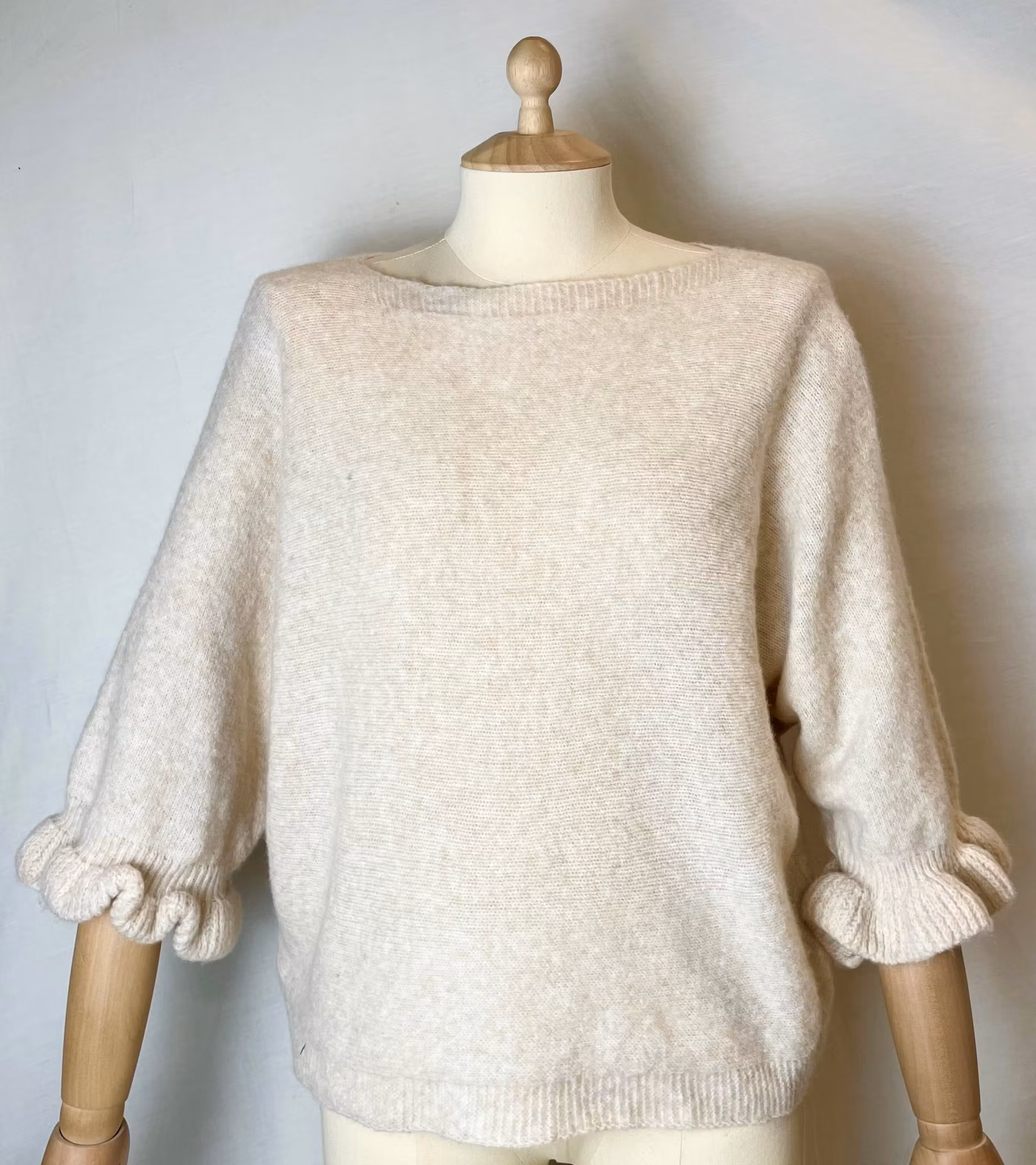 Tröja - Volang - Beige
