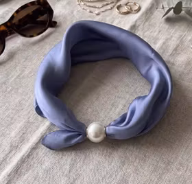 Scarf med pärla - Jeansblå