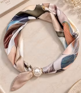 Scarf med pärla - Selma - Beige