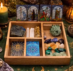 Tarotbox med Fyra Fack och Korthållare