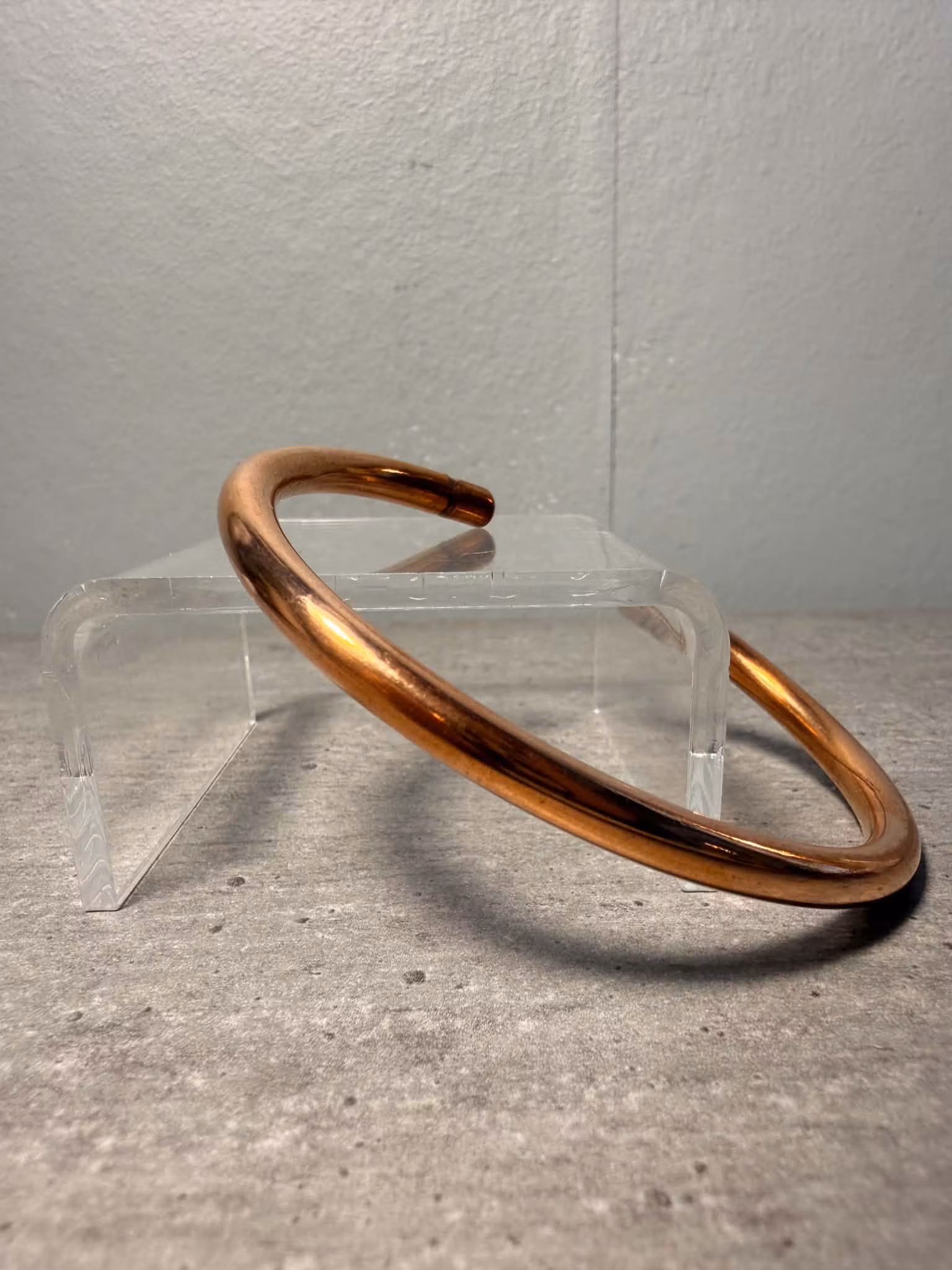 Massivt koppararmband – slät design