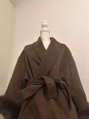 Betsy fur coat- brown