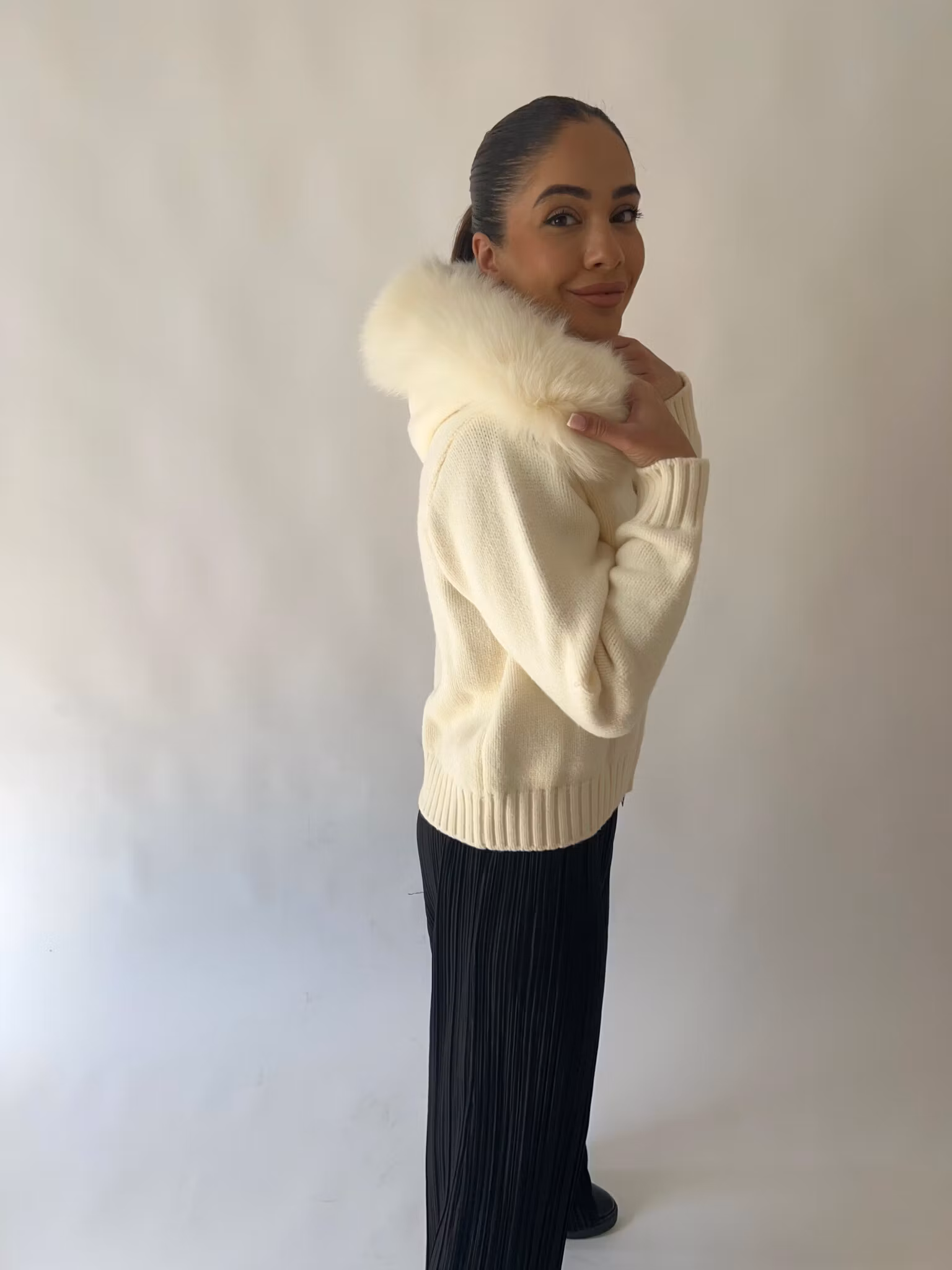 Glinda fur jacket- creamy white