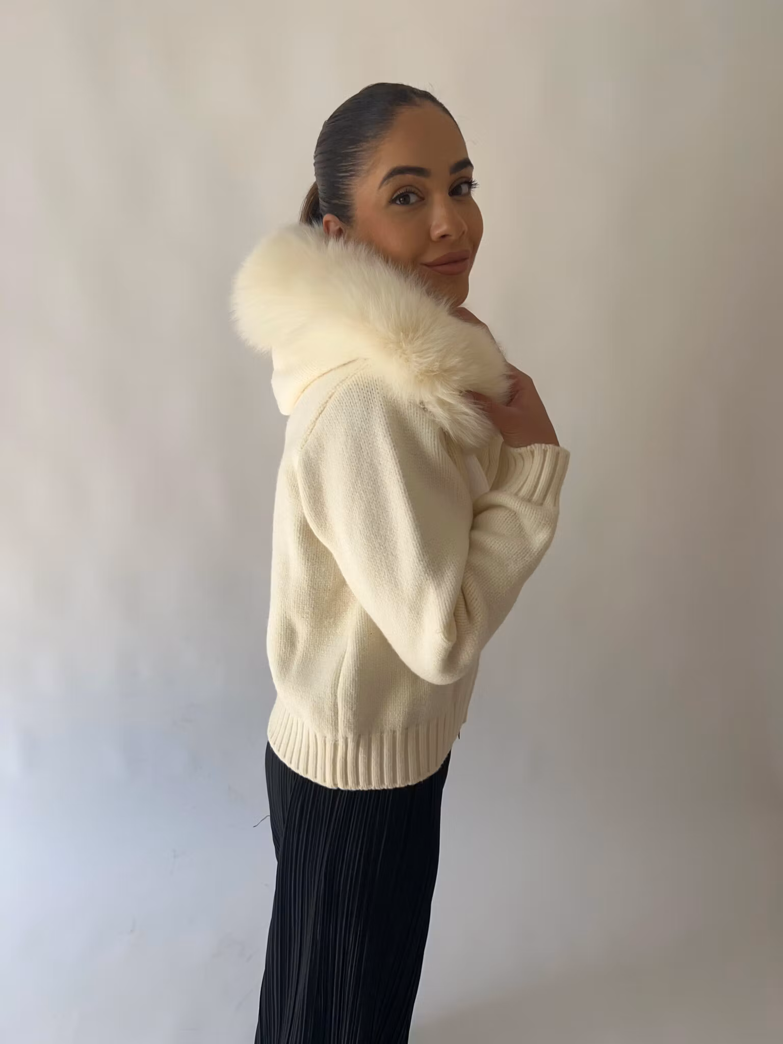 Glinda fur jacket- creamy white