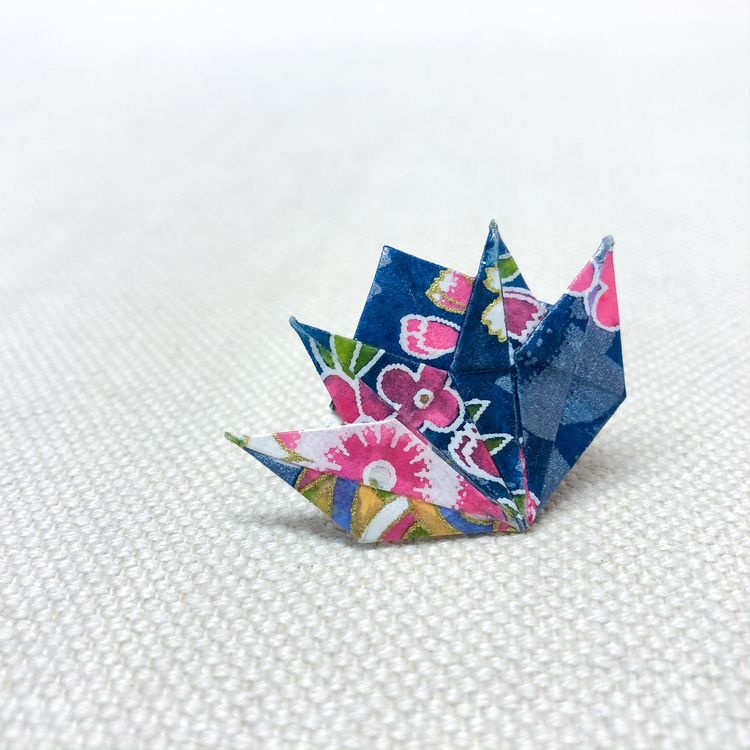 Pin Lotus