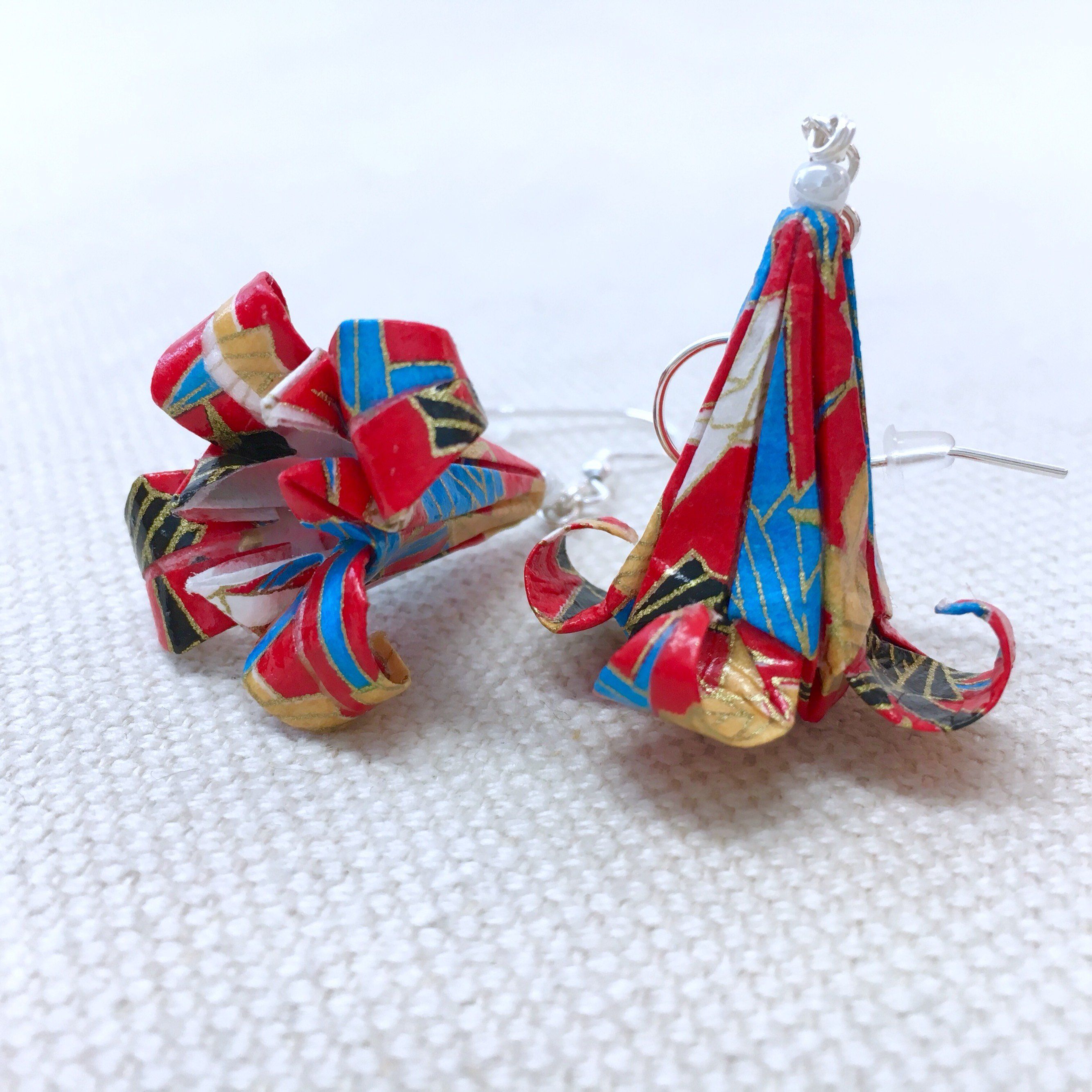 Örhänge Origami Lilja Par