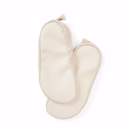 Anti-slip swim shoes