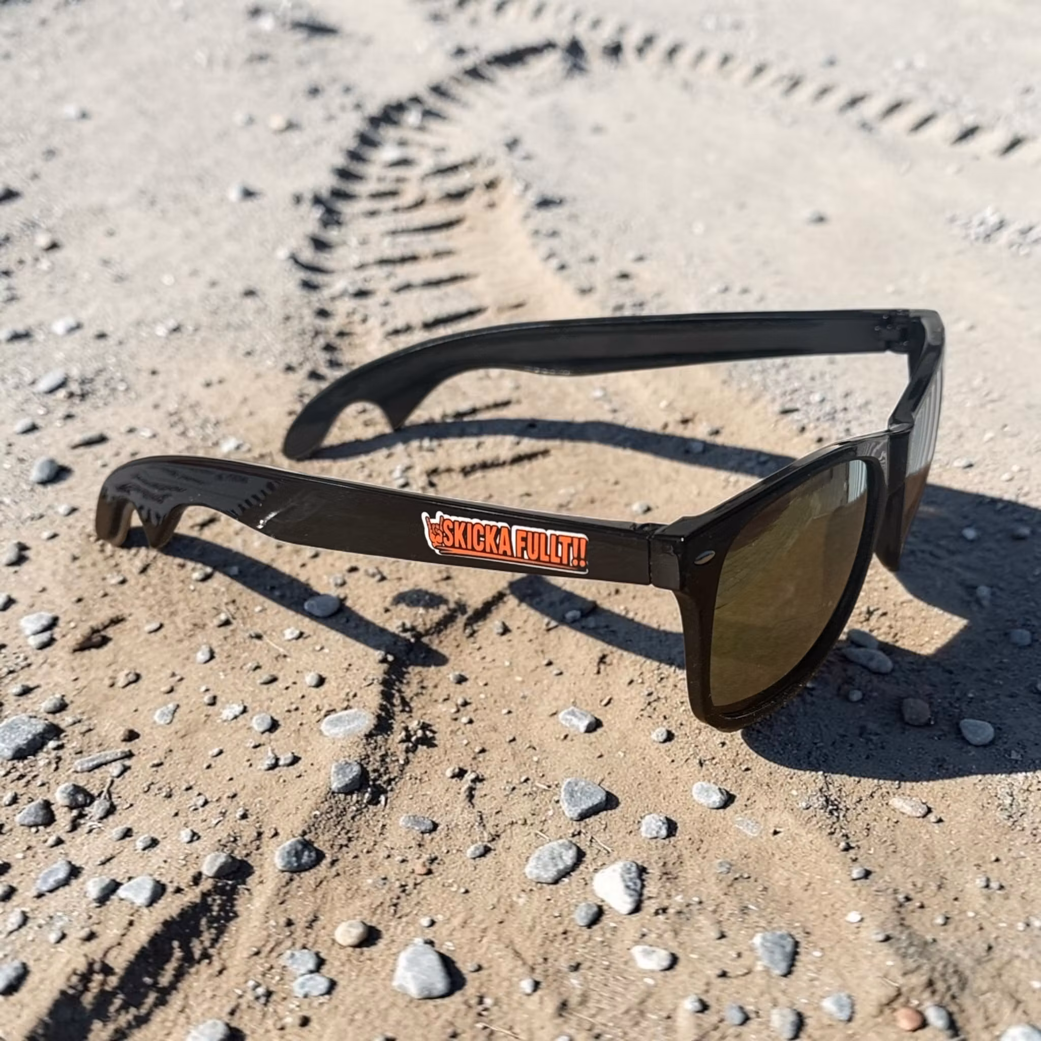 Ölöppnare med solglasögon - Skicka Fullt!!