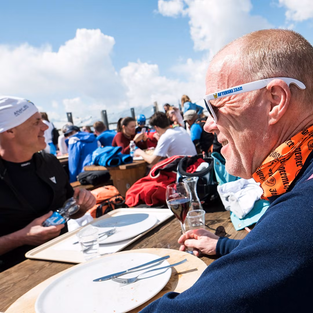 Solglasögon med ölöppnare
