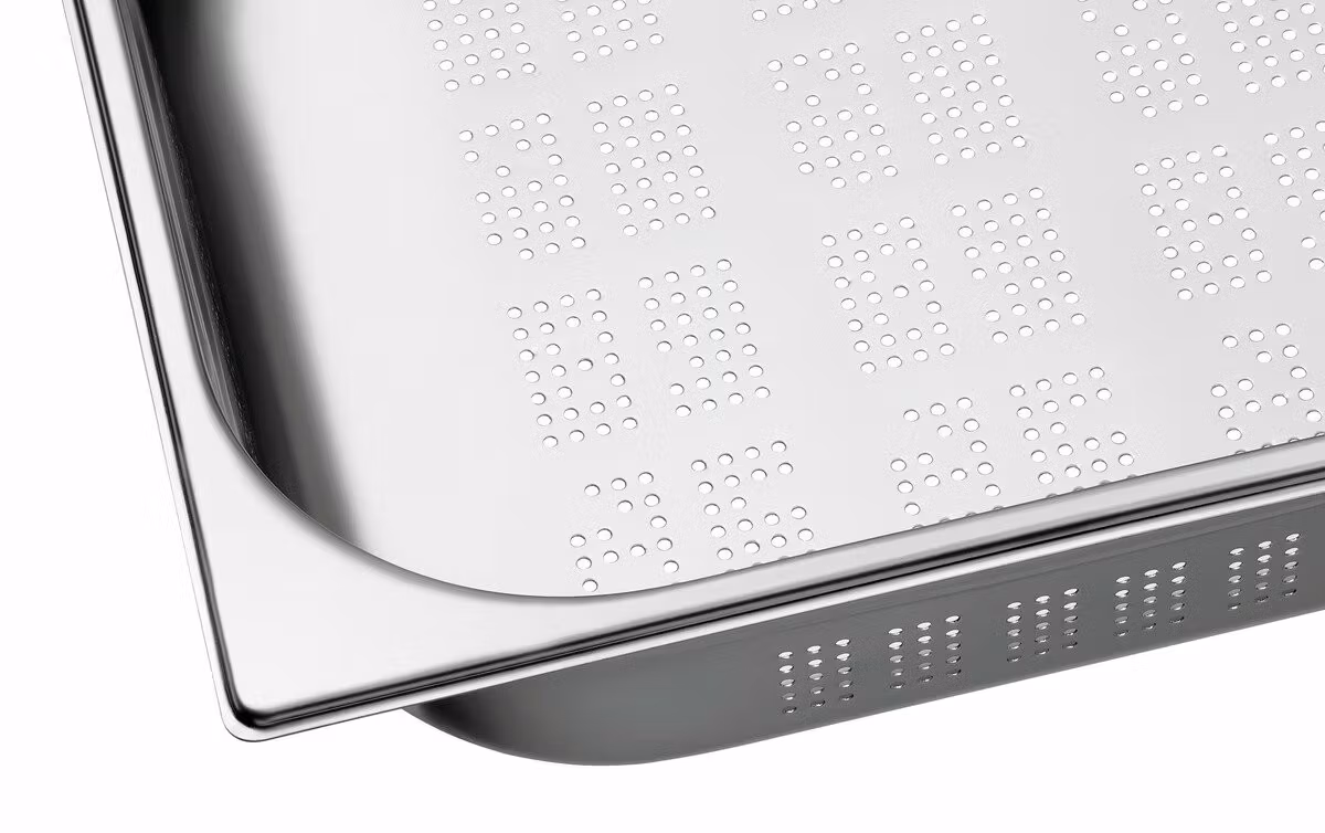 Perforerad Kantin GN 2/3-100