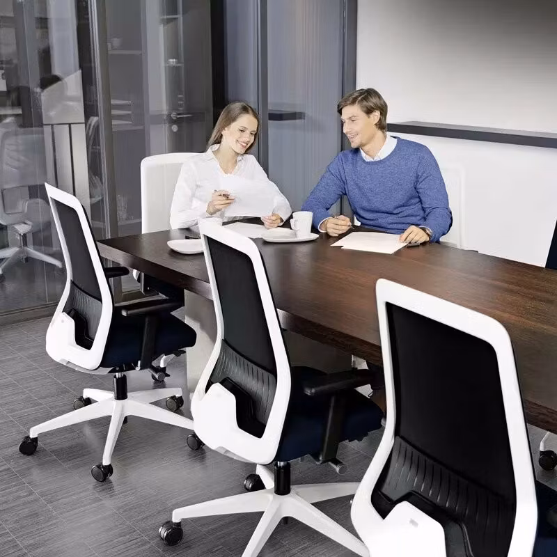 EVERYis1 – Modern kontorsstol i mesh