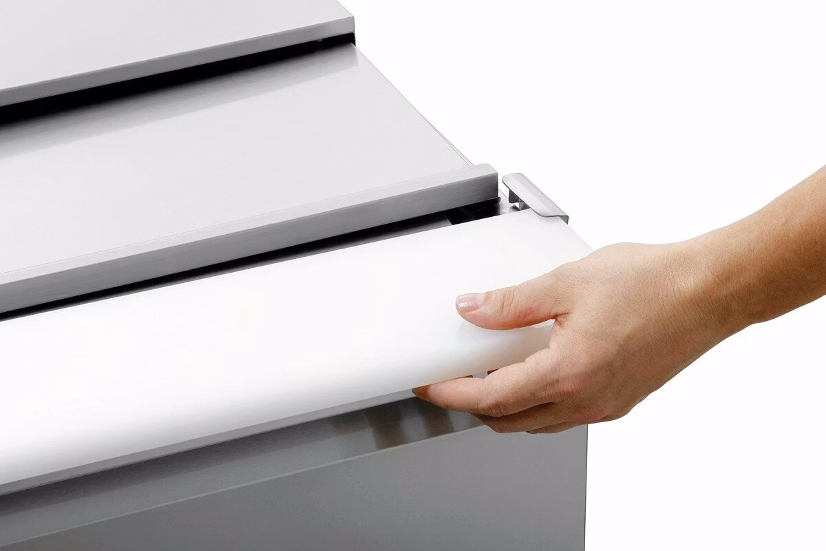 Saladette kylbänk 140L, 1 dörr