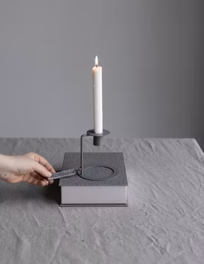 LILJEDAL - Grå ljusstake