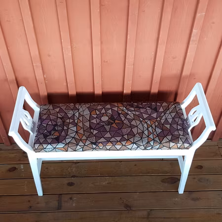 Taburett/Pianopall "Renoveringsuppdrag"