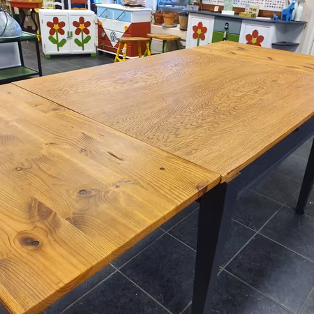 Matsalsbord + 10 stolar "Gästabud"