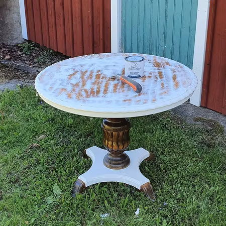 Pelarbord "Renoveringsuppdrag"