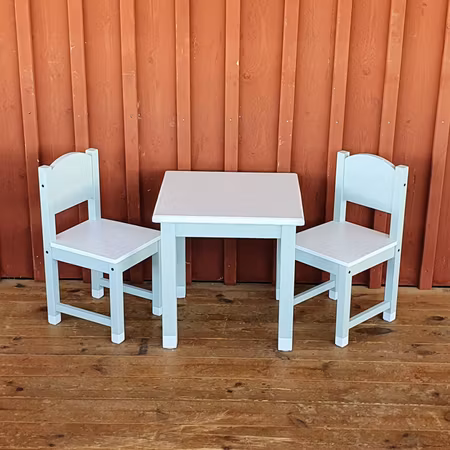 Barnmöbel "Lillstrumpa"
