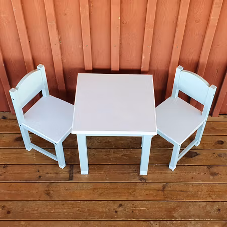 Barnmöbel "Lillstrumpa"
