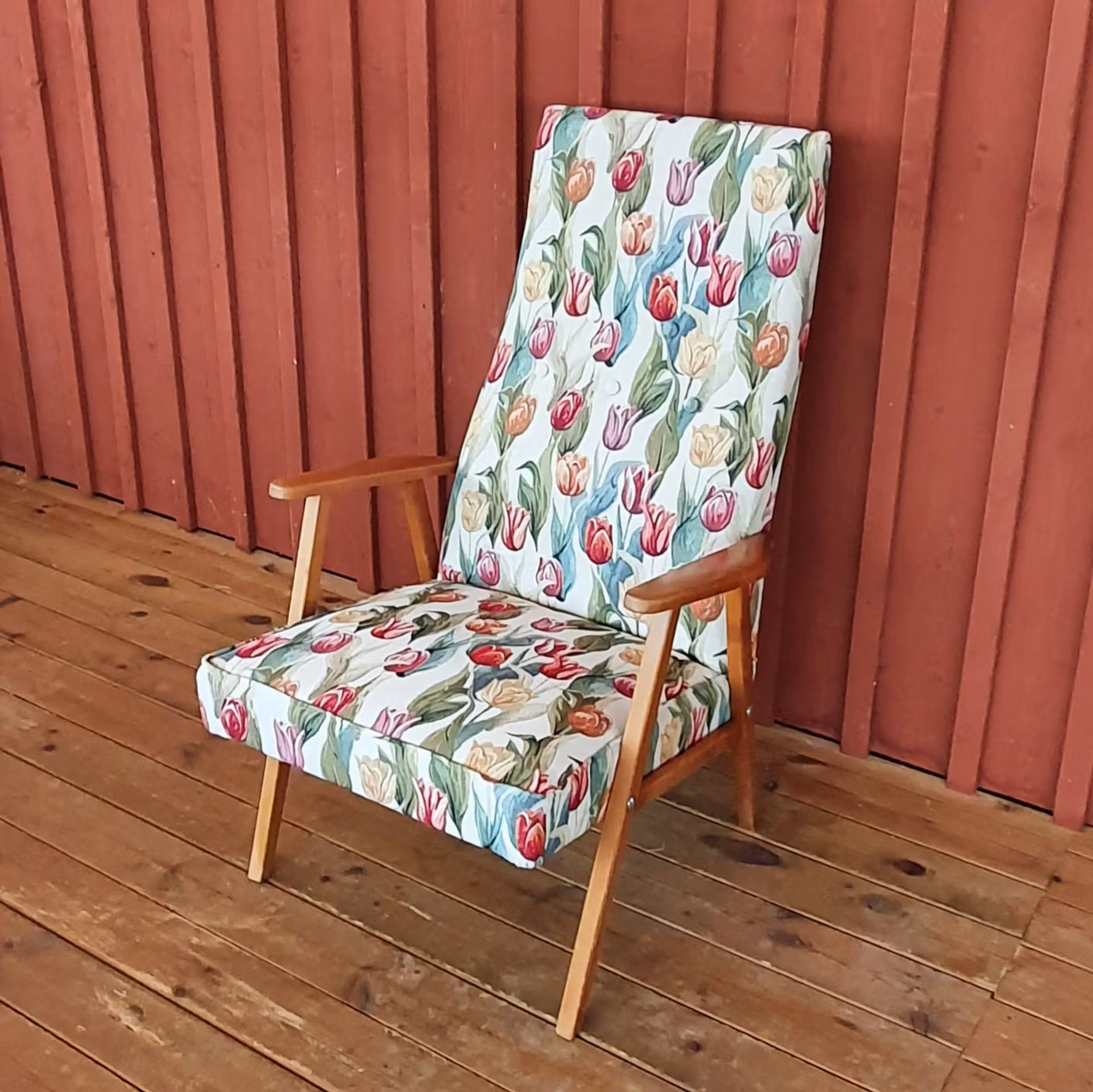 Fåtölj "Tulpan"