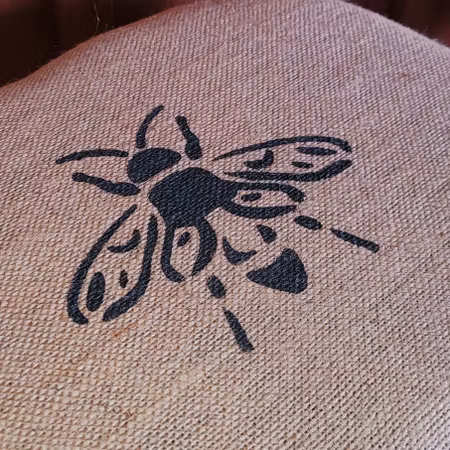 Pall "Honeybee"