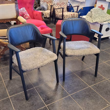 Karmstolar "Renoveringsuppdrag"