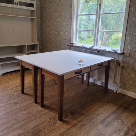 Kontorsmöbler "Renoveringsuppdrag"