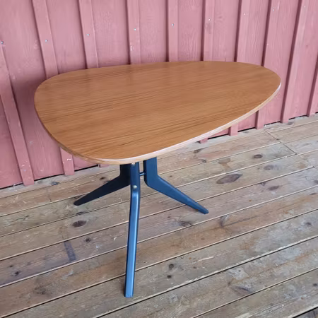 Teakbord "Ägget"