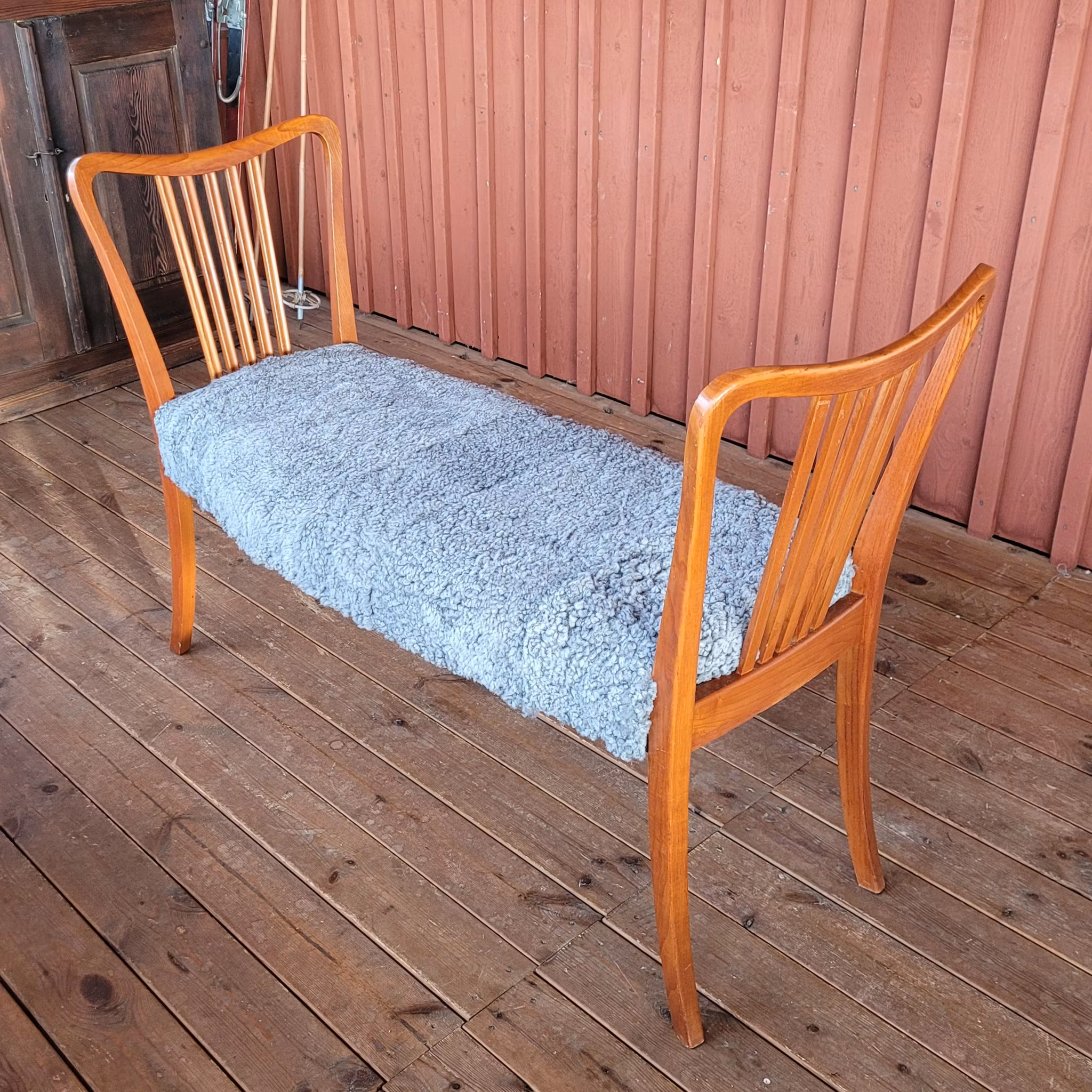 Fårskinnsoffa "Omberg"